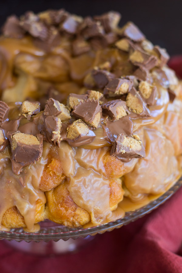 Reese's Cup Monkey Bread (4)