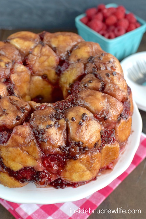 Raspberry-Chocolate-Chip-Pull-Apart-Coffee-Cake-5-1