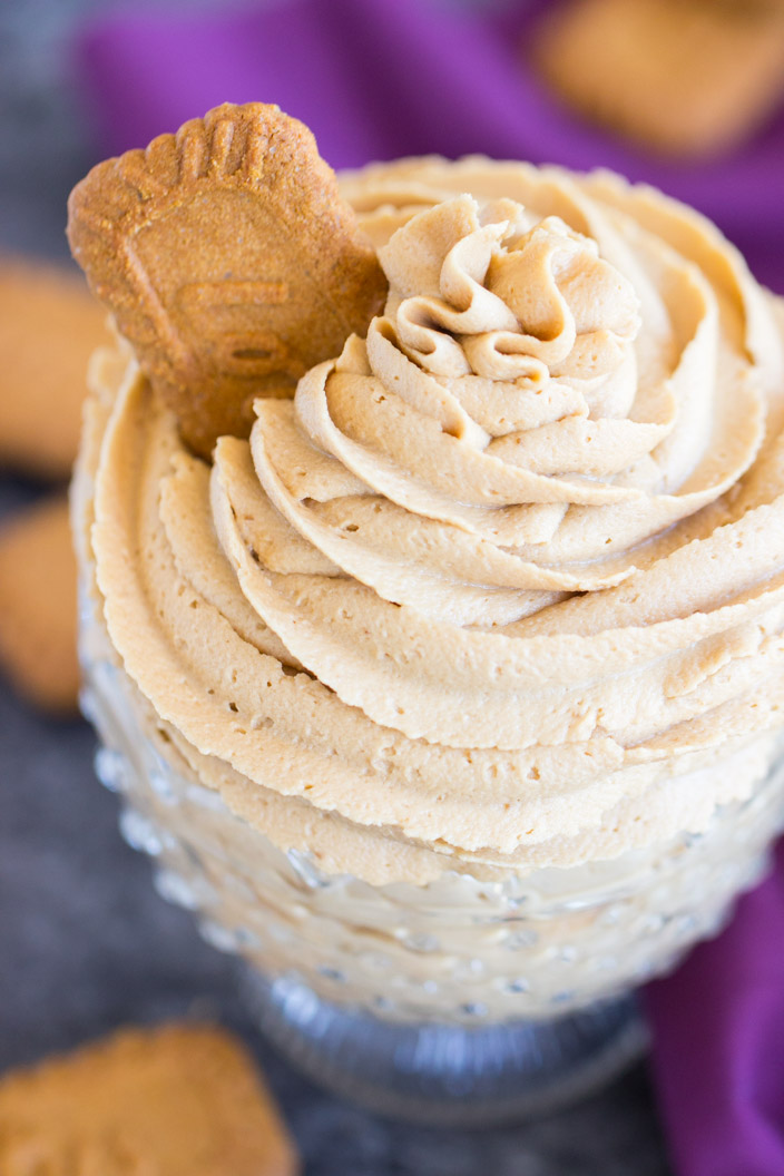 Cookie Butter Frosting Recipe The Gold Lining Girl