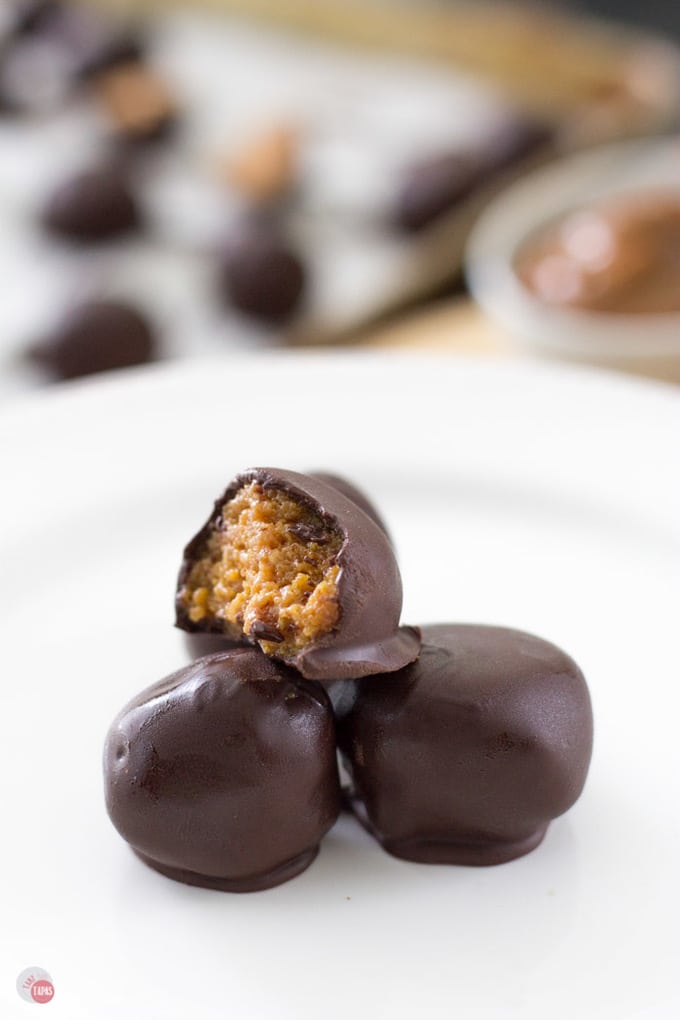 Dulce-De-Leche-Fireball-Truffles-5-1