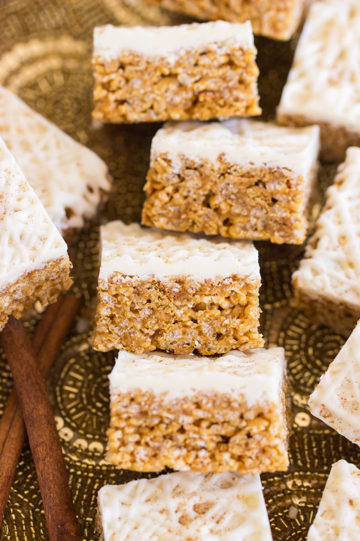 Gingerbread Rice Krispie Treats - The Gold Lining Girl