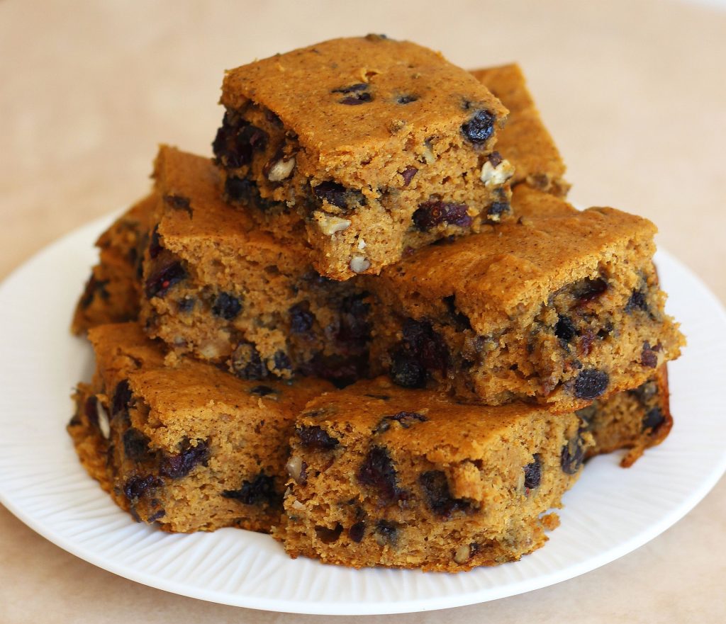 pumpkin protein bars with blueberries pecans 5