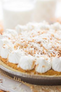 No Bake Coconut Pumpkin Cheesecake - The Gold Lining Girl