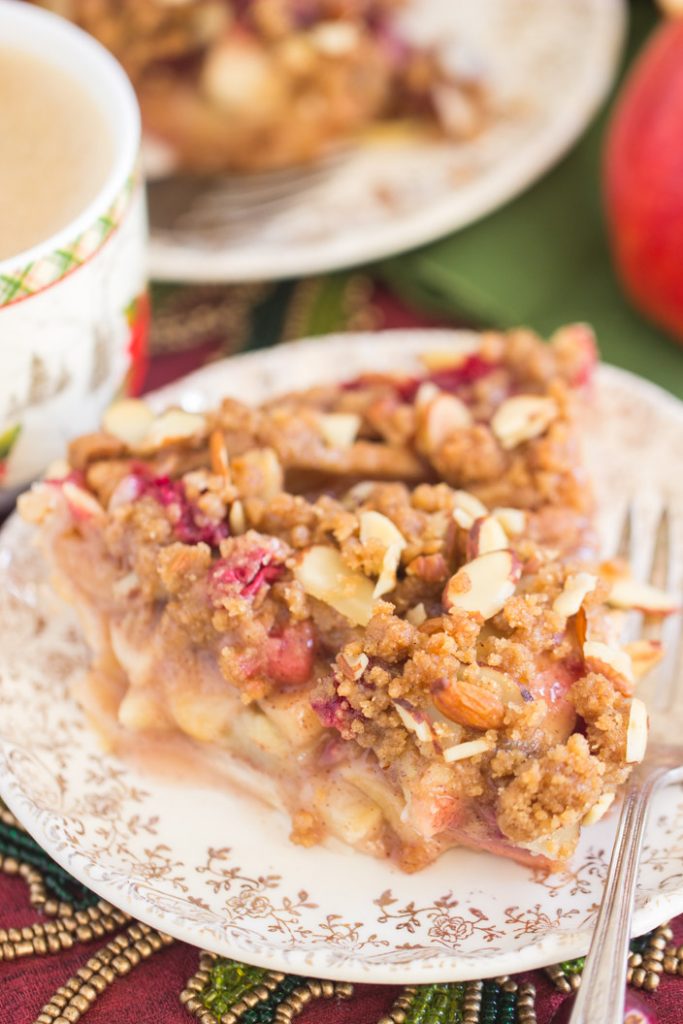 Cranberry Apple Pie with Almond Streusel recipe image thegoldlininggirl.com 10