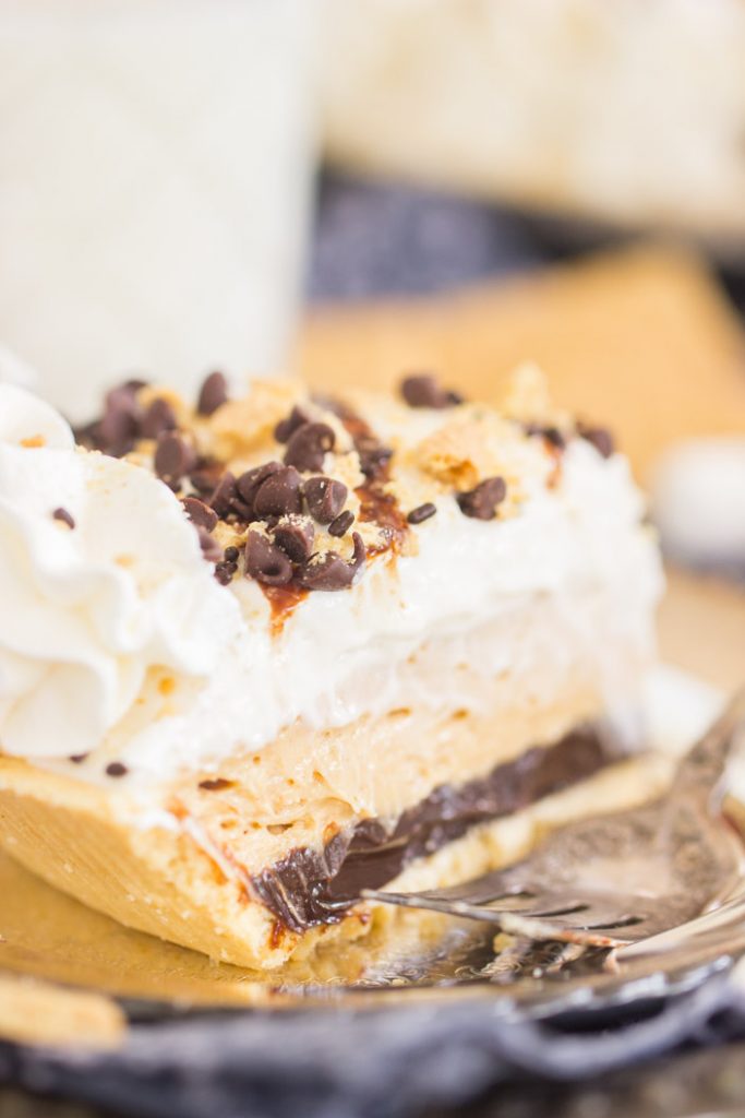 No Bake S'mores Peanut Butter Pie