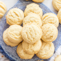 Big Fat Amish Sugar Cookies • The Gold Lining Girl